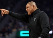 开云体育平台APP-关于湖人主帅针对球队失利指责，重视防守训练的信息