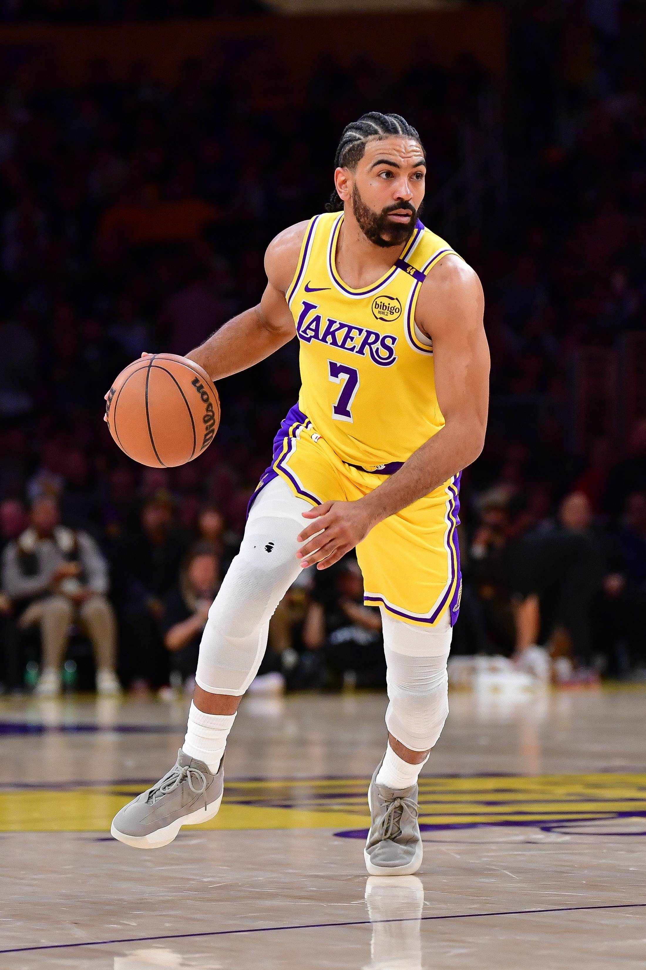 关于湖人主帅针对球队失利指责，重视防守训练的信息