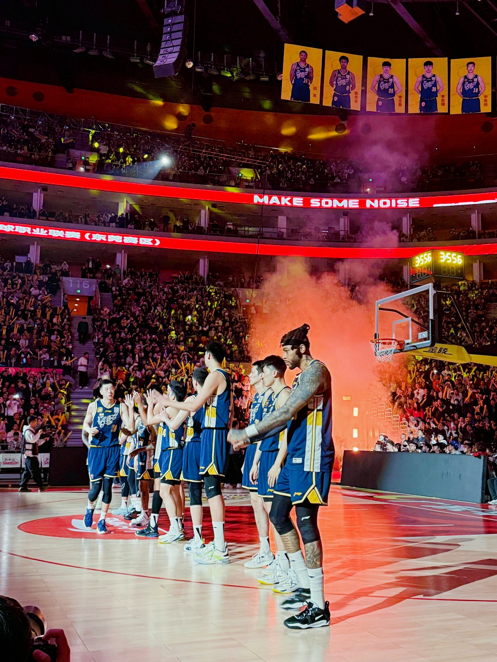 球队全员发威，主场轻松取胜