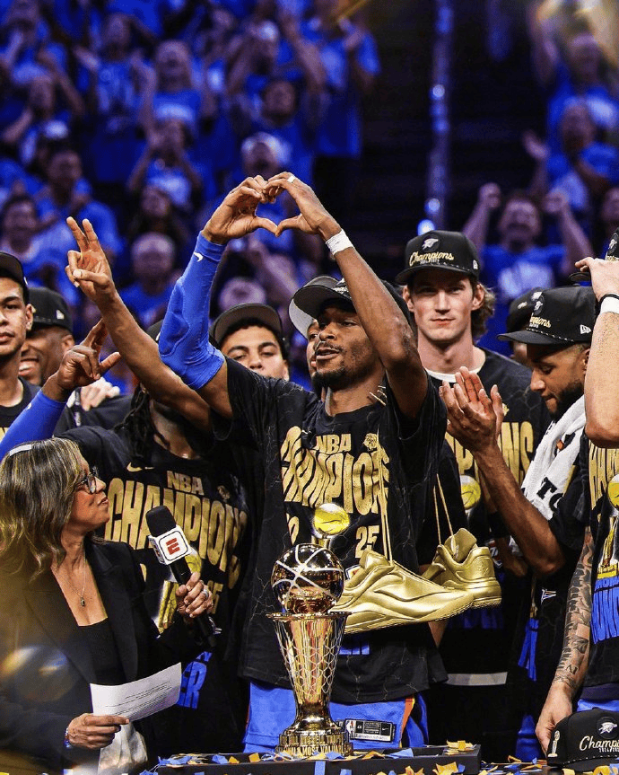 关于NBA选手发挥出色,荣膺最佳MVP的信息 关于NBA选手发挥出色,荣膺最佳MVP的信息