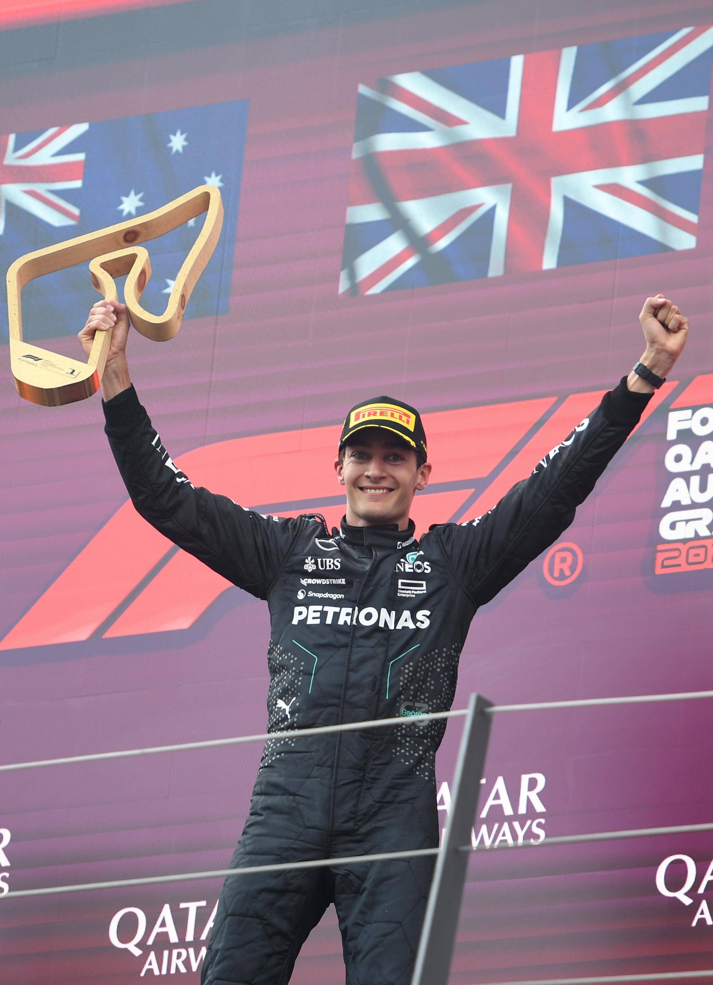 索伯车队碾压梅赛德斯，拉塞尔状态火热的简单介绍