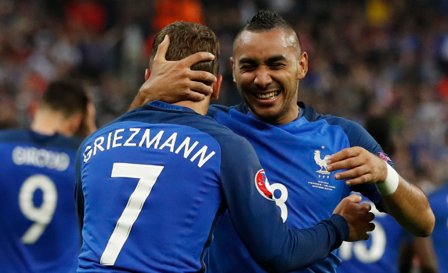 法国队轻取日本队,奥恰洛夫高光表现 法国队轻取日本队,奥恰洛夫高光表现